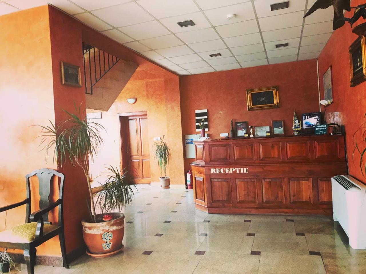 טימישוארה Hotel Francesca מראה חיצוני תמונה